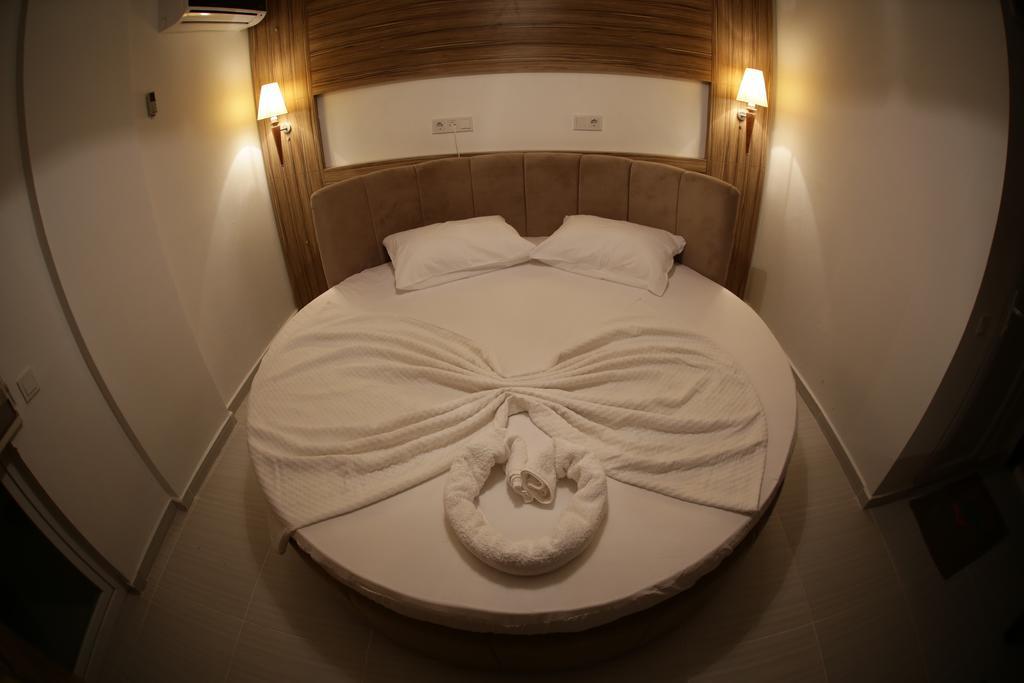 Araucaria Pension アンタルヤ 部屋 写真